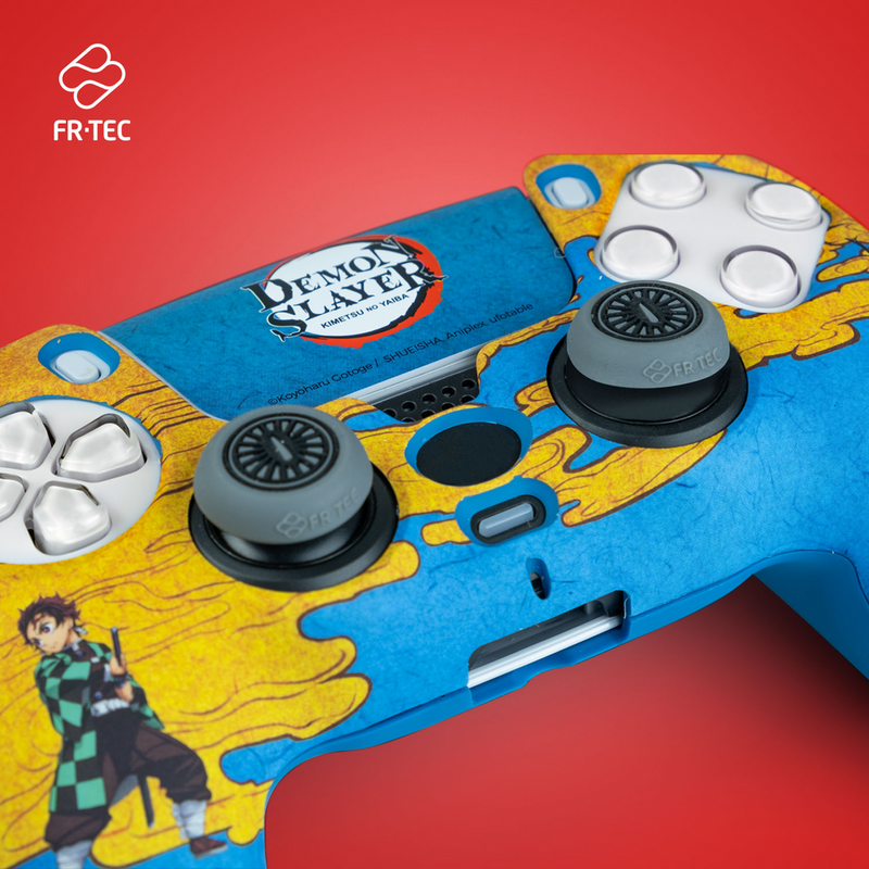 Demon Slayer Combo Pack Tanjiro voor PS5 - hard skin en grips